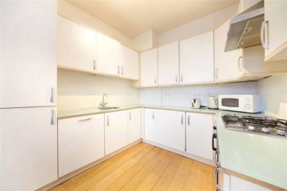 3 bedroom Flat to re...